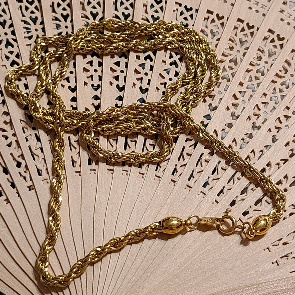 Gold Rope Chain - Picture 9 of 16